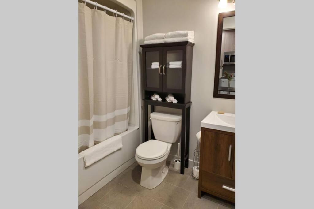 Cozy Sweet Studio #4, Only 10 Min To D.T. Ottawa جاتينو المظهر الخارجي الصورة